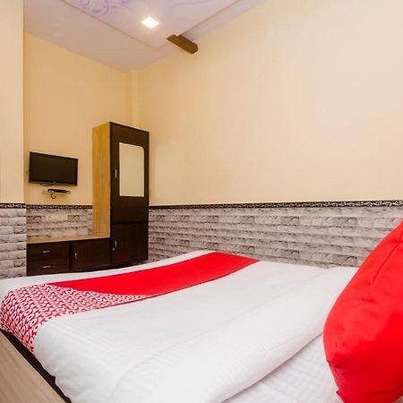 Hotel Nivara Navi Mumbai Exterior foto